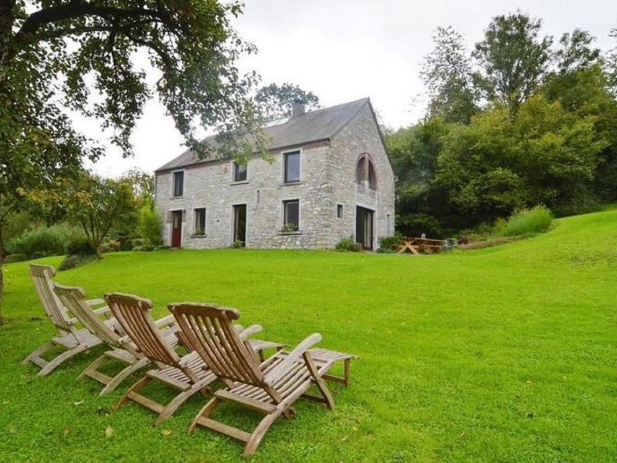 Quaint Holiday Home In Robechies Amid Meadows 希迈 外观 照片