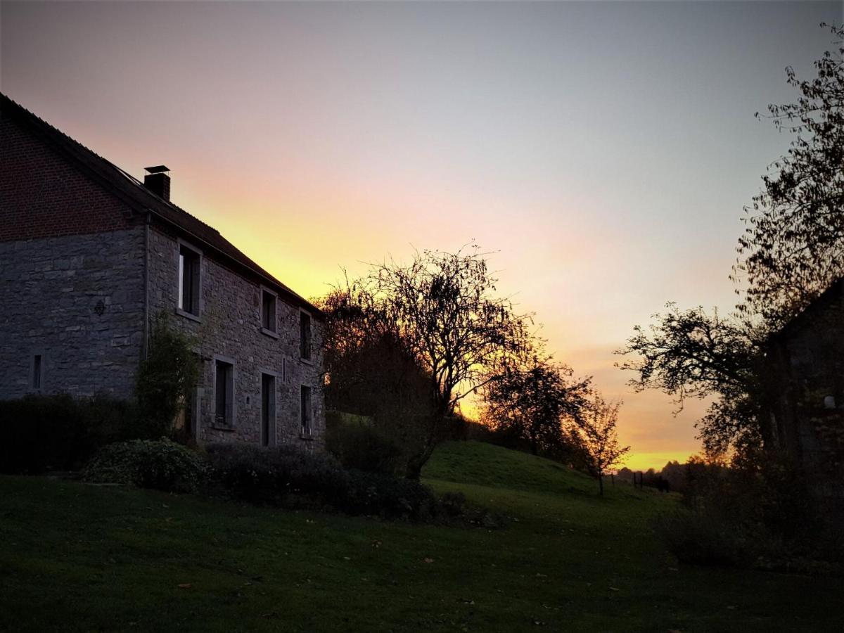 Quaint Holiday Home In Robechies Amid Meadows 希迈 外观 照片